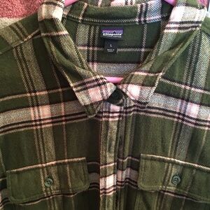Patagonia Flannel Long Sleeved Shirt Size L